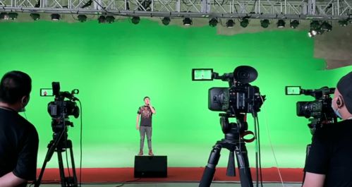 共享芬芳 共铸小康 重庆特殊艺术闪耀全国网络公益巡演